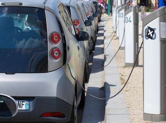 *दिल्ली में इलेक्ट्रिक वाहनों को व्यवसायिक कार्य करने के लिए परमिट चाहिए या नहीं*