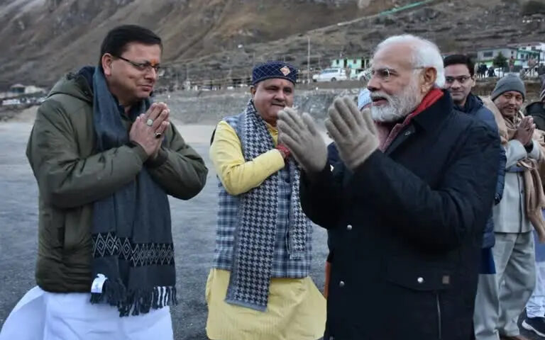 बदरीनाथ में रात्रि विश्राम के बाद दिल्ली रवाना हुए पीएम मोदी