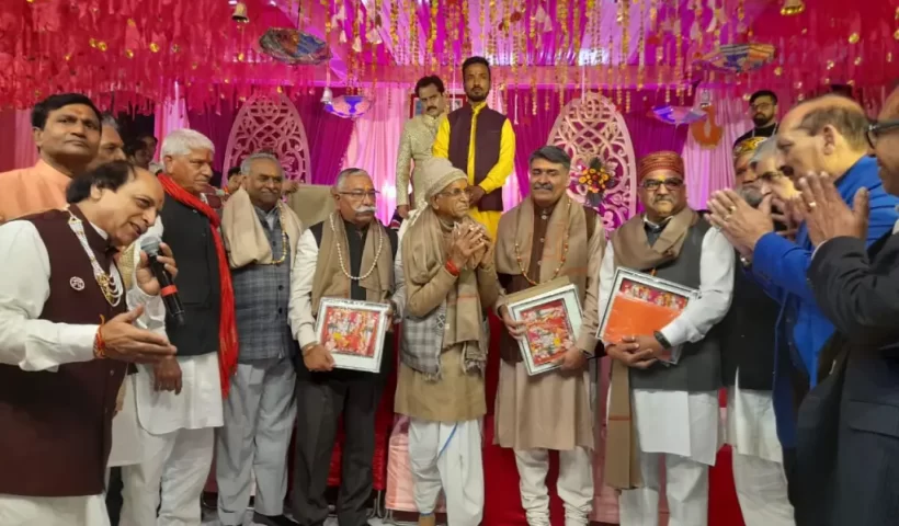 किसी भी कारण से धर्म परिवर्तन किए हुए हिंदुओं को वापिस हिंदू धर्म में लाना :- चंपत राय