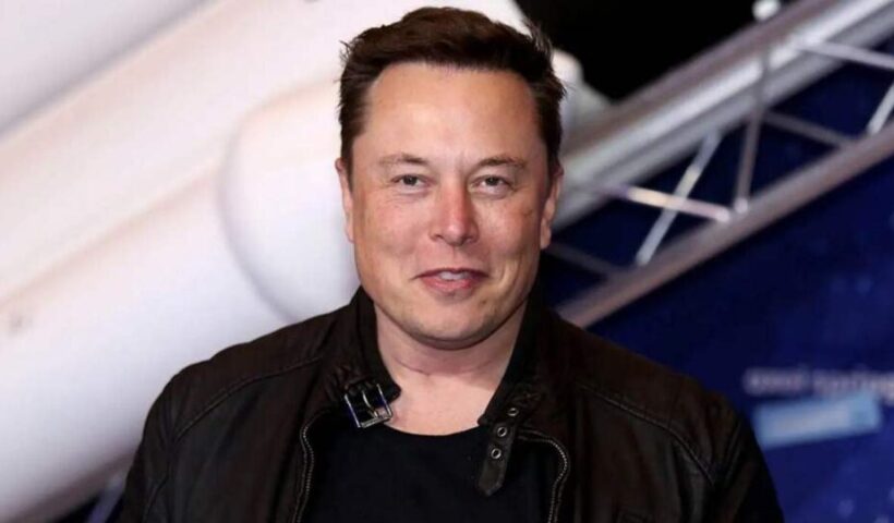 ट्विटर के वैल्यूएशन में भारी कमी, डील के मुकाबले आधी रह गई मार्केट वैल्यू