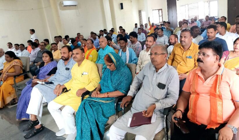 अमृत वाटिका एक भारत श्रेष्ठ भारत का भव्य प्रतीक बनेगी –  शंकर गिरि