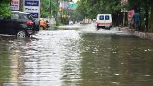 आज से पूर्वी उत्तर प्रदेश में बारिश के आसार, वज्रपात की भी चेतावनी, कई जिलों के लिए यलो अलर्ट