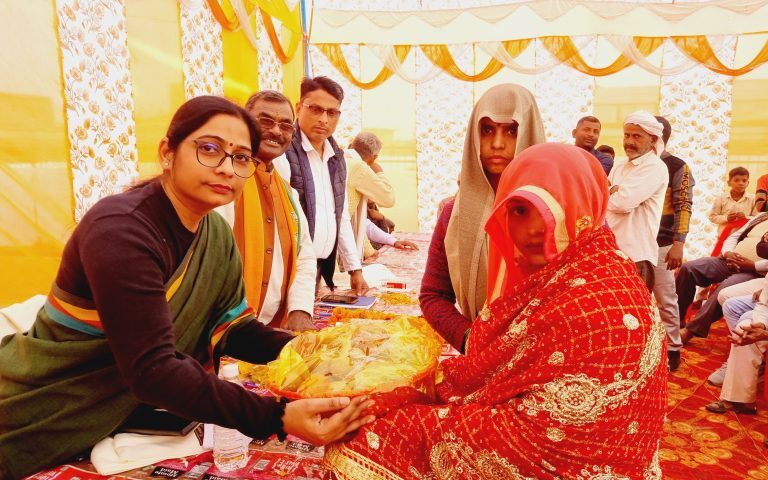 कल्याणकारी योजनाओं का लाभ अन्तिम पंक्ति तक पहुंचा – संघमित्रा मौर्य