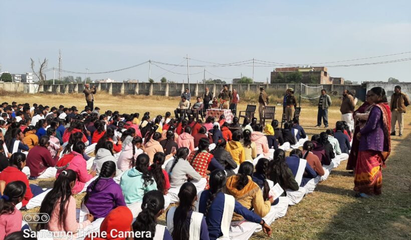 सड़क सुरक्षा पखवाड़ा के तहत आयोजित किया गया जागरूकता कार्यक्रम 